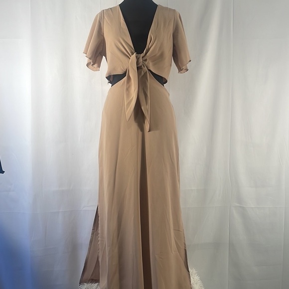 Tan tie front cut out, split hem, short sleeve maxi dress, Large - Picture 2 of 13